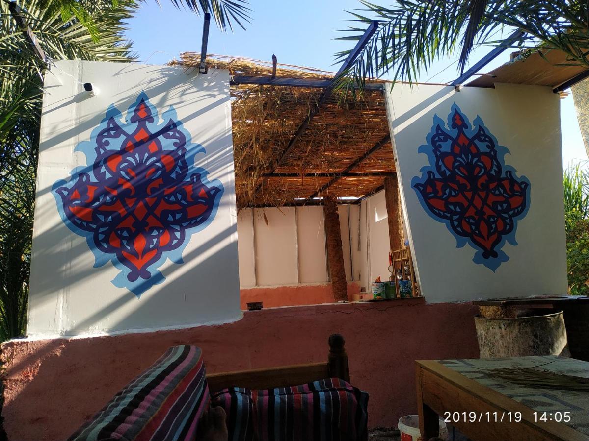Modos Place Luksor Exterior foto